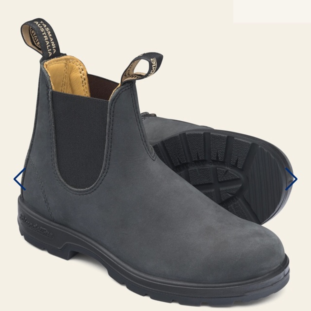 BRAND NEW Blundstone 587 Rustic Black